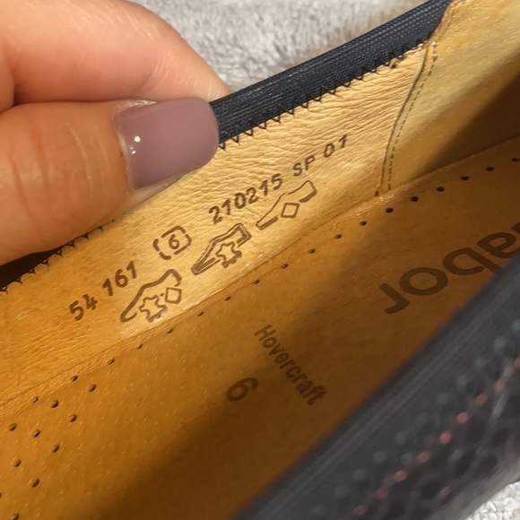 Gabor hovercraft flats women’s 9 burgundy in‎ color new condition - Picture 4 of 9